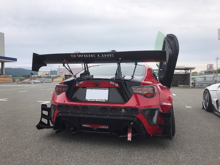 スープラのスープラ90・86・オーバーフェンダー・ロケットバニー・パンデムに関するカスタム事例の投稿画像3枚目