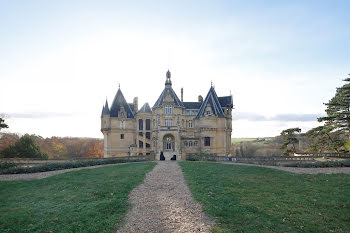 château à Magny-en-Vexin (95)