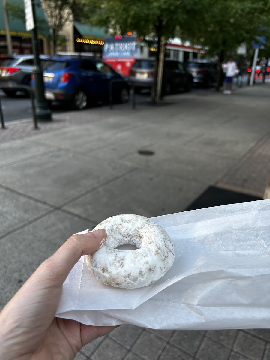 Powdered Donut