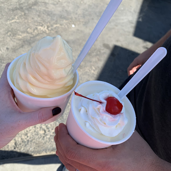 Dole whip on the left.