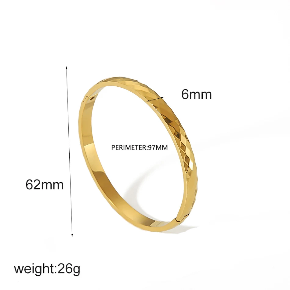 INS-stijl armband van fonkelend, diamantvormig titaniumstaal, vervaagt niet. Stijlvol en duurzaam sieraad.