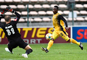 CAPE TOWN, SOUTH AFRICA - SEPTEMBER 21: Karabo Tshepe of Black Leopards beats Boy de Jongh of SFC to score a goal during the Absa Premiership match between Stellenbosch FC and Black Leopards at Athlone Stadium on September 21, 2019 in Cape Town, South Africa. (Photo by Ashley Vlotman/Gallo Images)