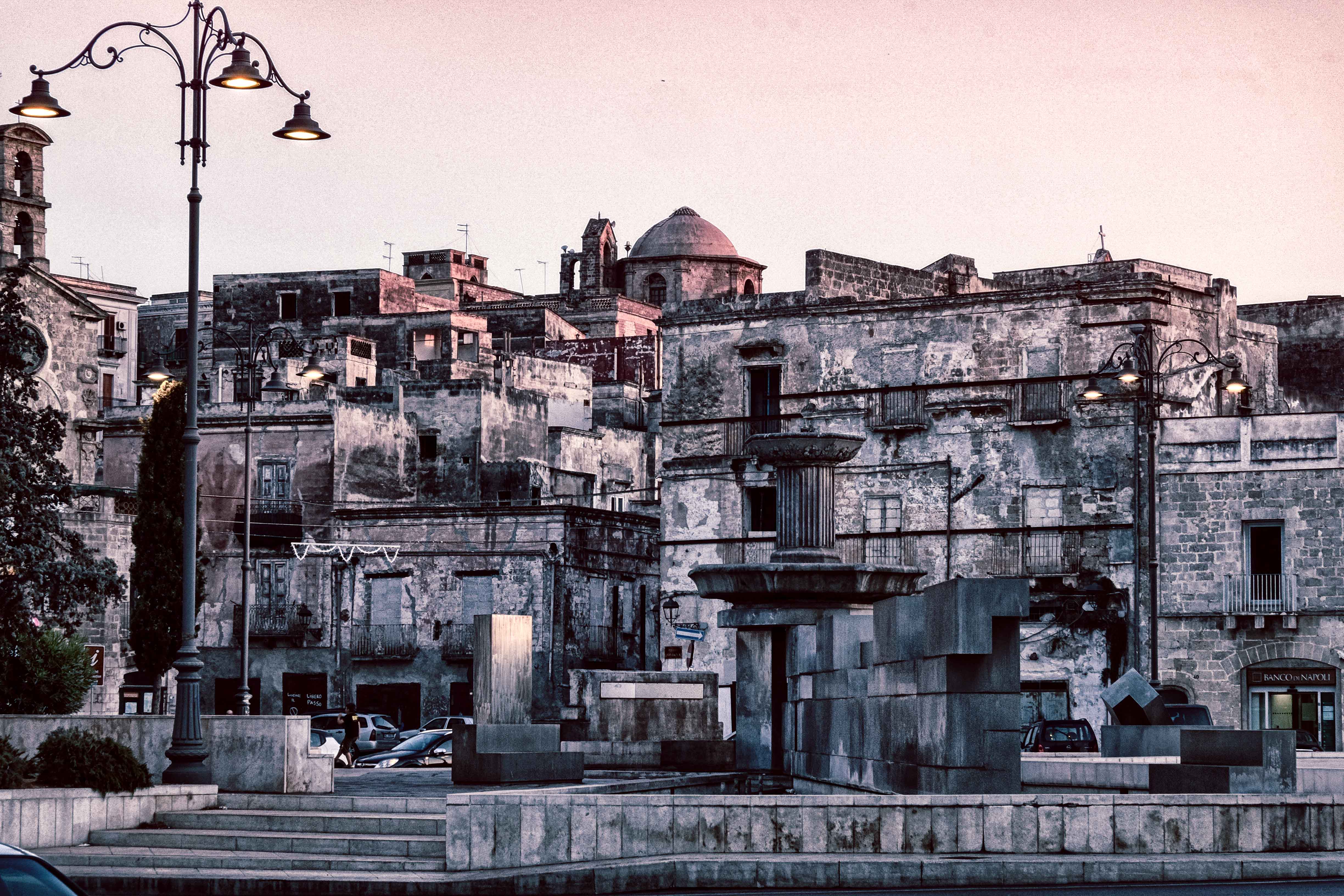 Borgo piazza Immacolata di Francesco_1987