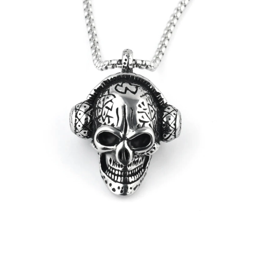 Personality Fashion Skull Headphone Pendant