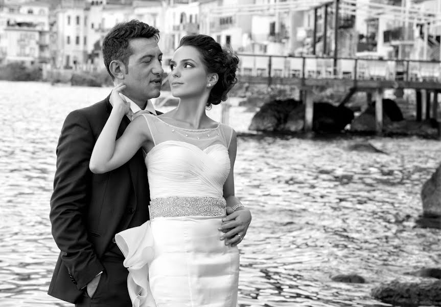 婚禮攝影師Domenico Mazzullo（fotomazzullo）。2019 2月20日的照片