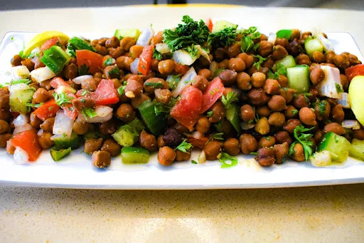 Nutri-licious chana chaat bowl!