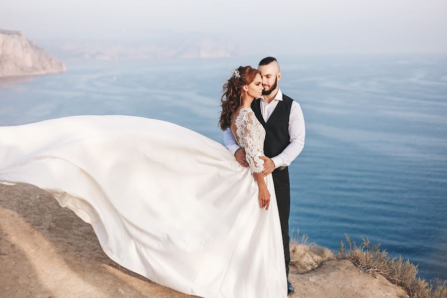 Photographe de mariage Dmitriy Romanov (lifestory). Photo du 15 mai 2019