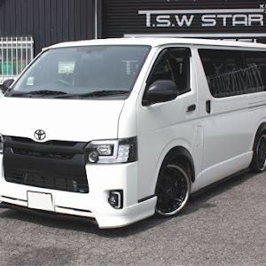 ハイエースバン TRH200V