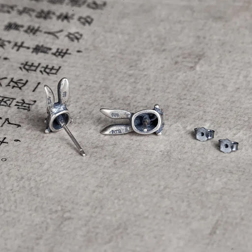 Title 5, S925 Sterling Silver Retro Punk Rabbit Stud Ear...