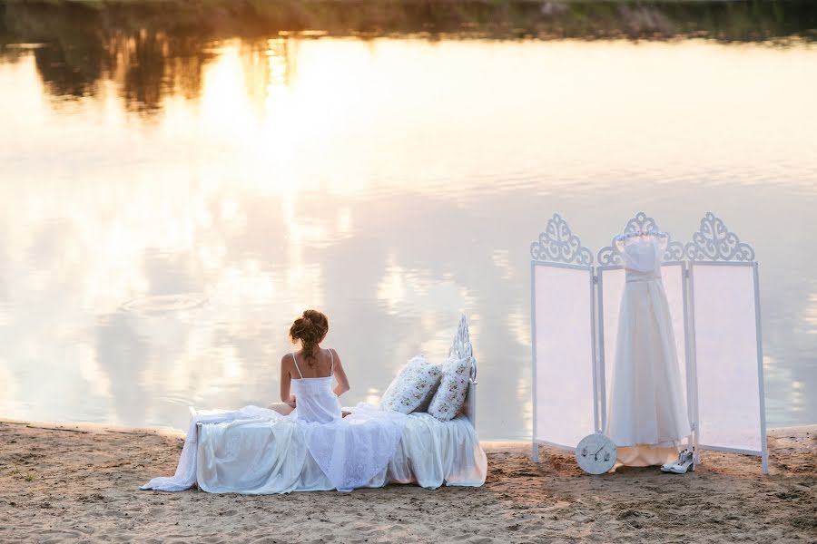 Fotógrafo de casamento Andrey Zhuravlev (juravlev). Foto de 1 de outubro 2015