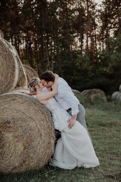 結婚式の写真家Erika Vági (emlekmorzsak)。2月13日の写真