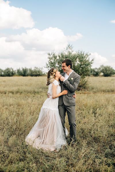 Fotografo di matrimoni Anna Vershkova (vershkoff). Foto del 12 febbraio 2017