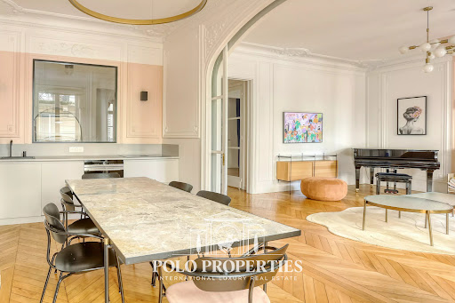 Apartment 5