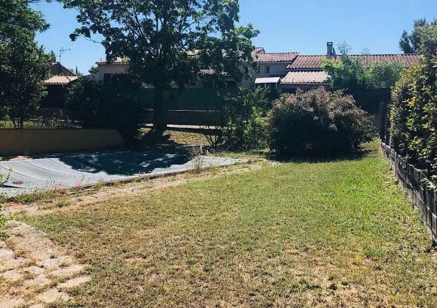 Vente terrain  600 m² à Pertuis (84120), 220 000 €