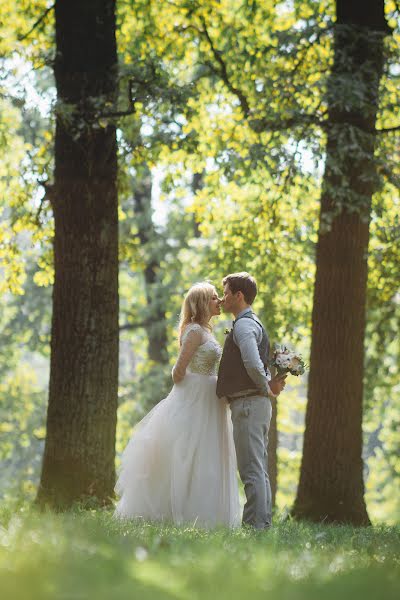 Fotógrafo de casamento Mikola Kuzmich (mkuzmich). Foto de 28 de novembro 2017