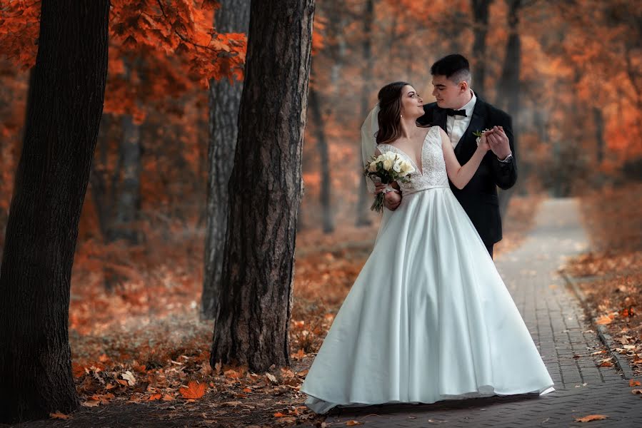 Fotógrafo de casamento Andrii Khomenko (oksamyt). Foto de 22 de outubro 2022