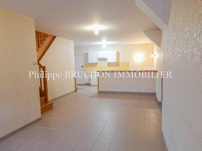 Vente maison 4 pièces 111 m² à Joigny (89300), 144 000 €