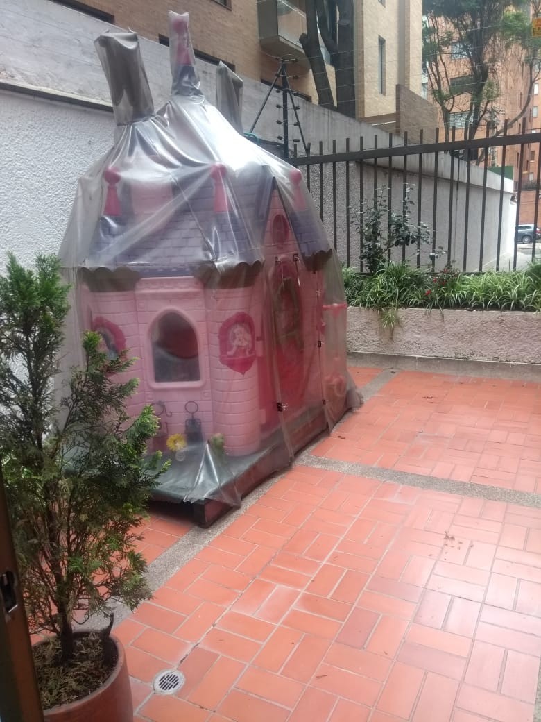 Apartamento En Venta - La Carolina, Bogota