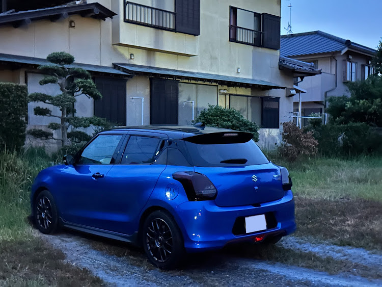 スイフトRSの引っ越し準備・ガソスタ・給油・荷積み・スロコンに関するカスタム事例の投稿画像7枚目