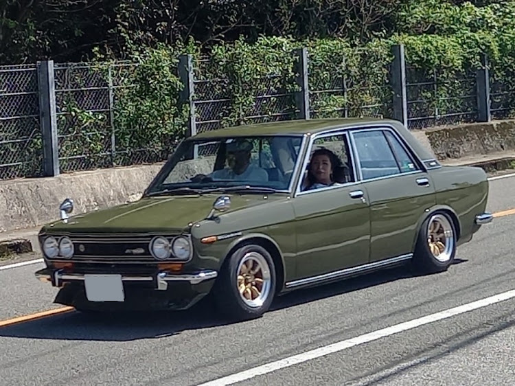 スカイラインのしおかぜ公園・早起き旧車會・スカイラインジャパン・横浪スカイライン・高知に関するカスタム事例の投稿画像12枚目