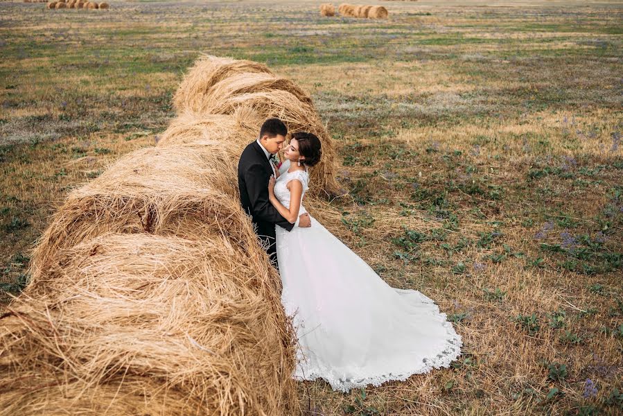 Wedding photographer Misha Sotnikov (sotnikov). Photo of 31 August 2017