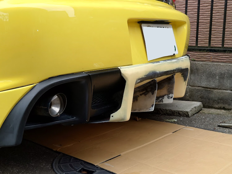 RX-8のリアディフューザーワンオフ・DIY・FRP加工に関するカスタム事例の投稿画像2枚目