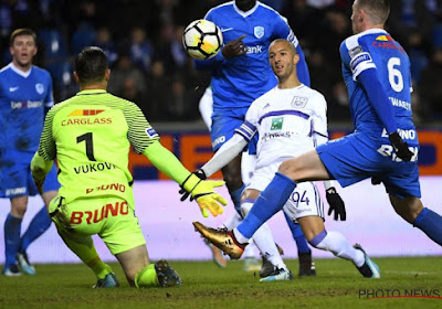 Anderlecht verkleint de kloof met Club, Genk geraakt alweer niet in top zes