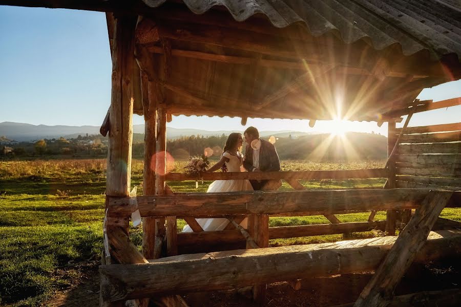 Wedding photographer Lesya Kovalchin (lesyakovalchyn). Photo of 26 January 2019