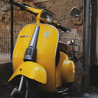 Giallo vintage di 