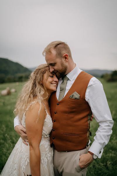 Fotógrafo de casamento Marie Veselá (mayvesela). Foto de 21 de setembro 2023