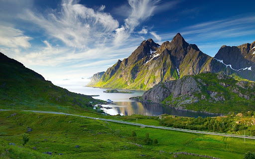 Mountain and the sea