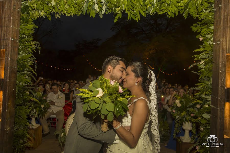 Fotógrafo de bodas Anyelo Cardona (anyelocardona). Foto del 13 de abril 2018