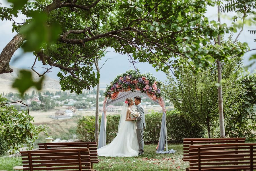 Wedding photographer Vitaliy Kuleshov (witkuleshov). Photo of 13 September 2017