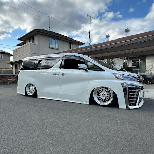 ヴェルファイア AGH30W