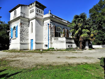 villa à Saint-Girons (09)