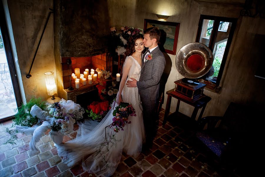 Fotógrafo de casamento Anna Sharando (annasharando). Foto de 19 de fevereiro 2022