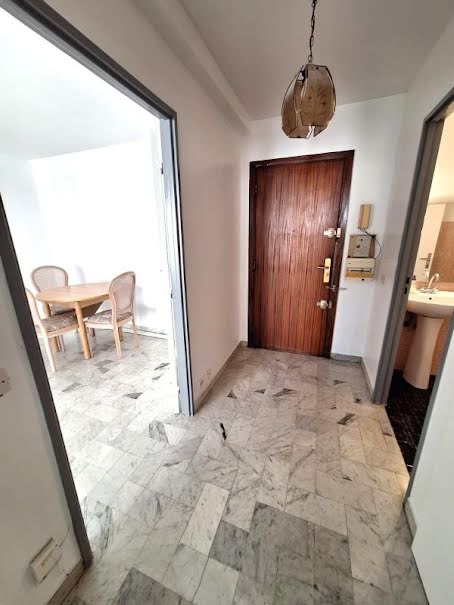 Vente appartement 1 pièce 33 m² à Saint-Laurent-du-Var (06700), 150 000 €