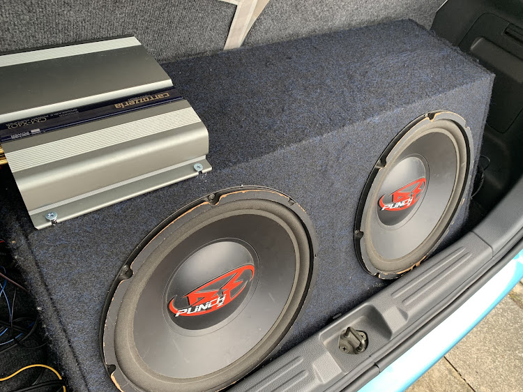 ワゴンRの外向きオーディオ・ウーファー・音響・こんな車でよかったらいいねお願いします・ワゴンRに関するカスタム事例の投稿画像2枚目
