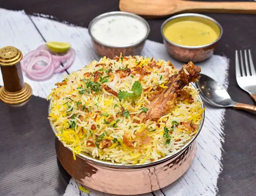 Afghani Chicken Tikka Zafrani Biryani With Mughlai Gravy