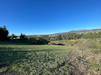 terrain à Saint-Laurent-du-Var (06)