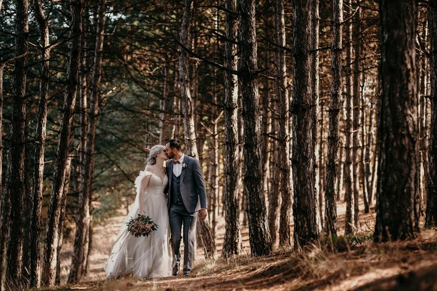 Fotografo di matrimoni Eva Plugareva (irbiscreative). Foto del 18 settembre 2020