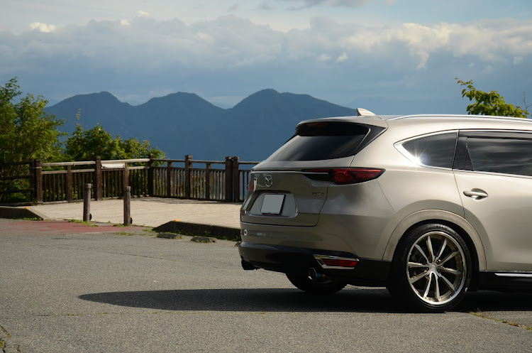 CX-8のMazdaCamarades・弄りオフは楽しい・日焼けが痛い🤣に関するカスタム事例の投稿画像1枚目