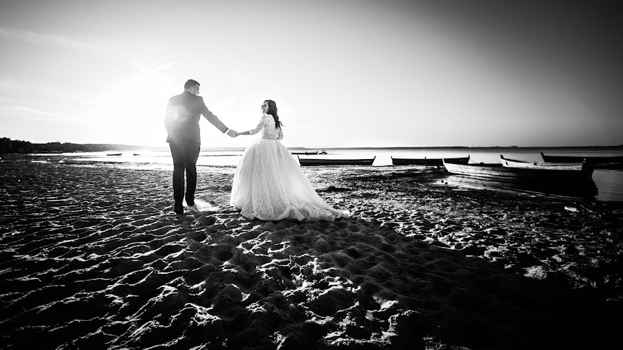 Wedding photographer Volodymyr Yakovliev (yakovliev). Photo of 27 October 2015