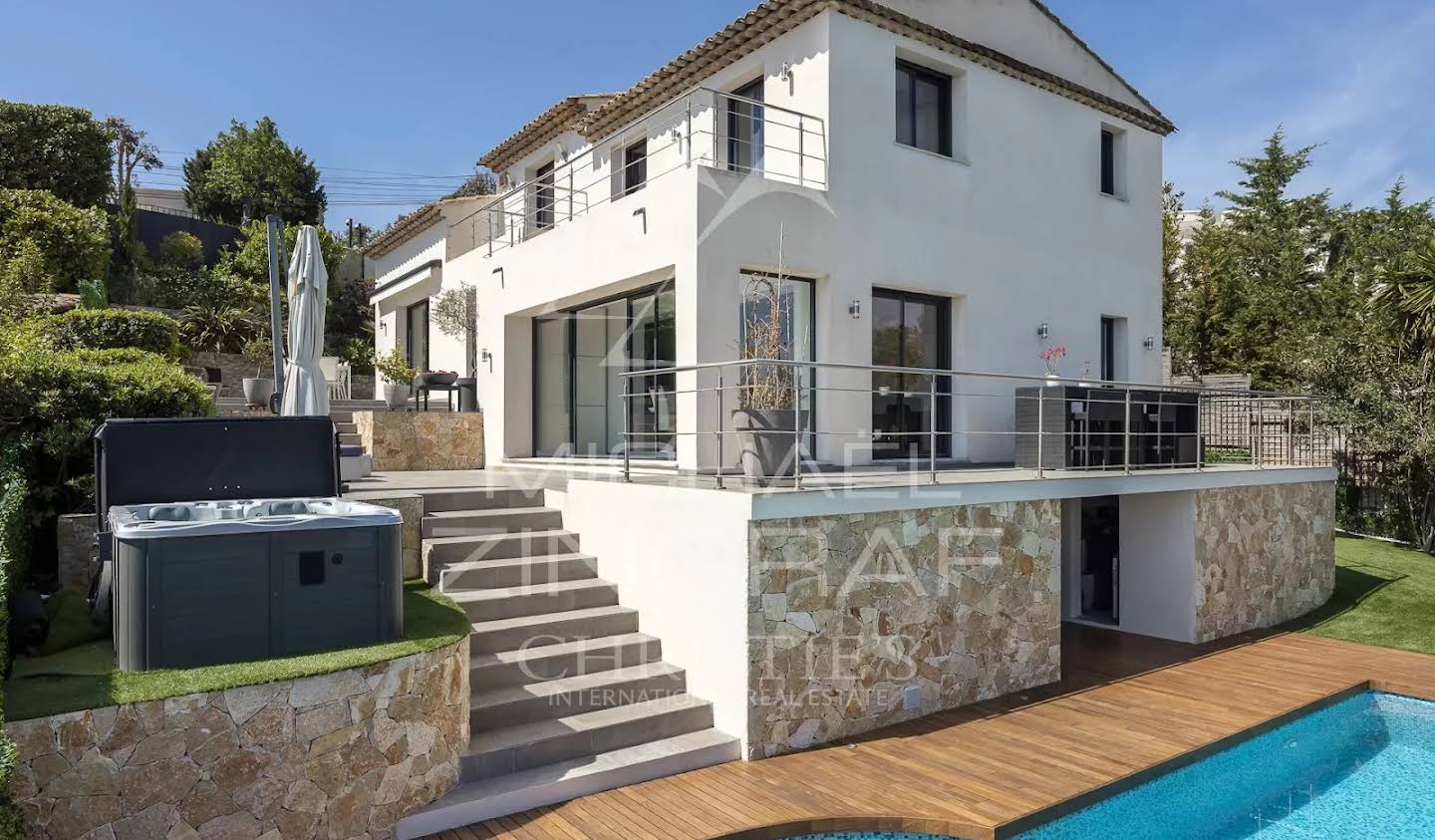 Villa with pool Cannes