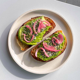 Avocado Toast (Vegetarian)