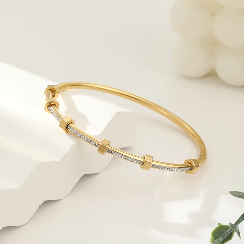 Title 1, Pulsera de diamantes y barro de acero inoxidabl...