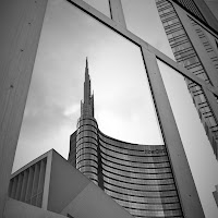 EveryEarlyMorning - Milano, Piazza Gae Aulenti di 