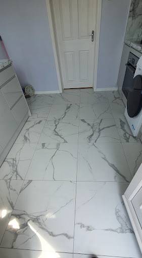 Tiled floor with 60x60cm tiles supplied from N&C