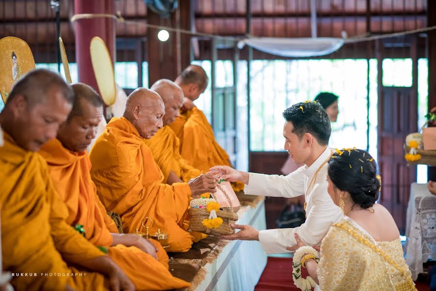 Fotógrafo de bodas Ruk Thongruk (46designphoto). Foto del 8 de septiembre 2020