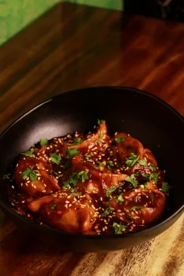 Manchurian Momos